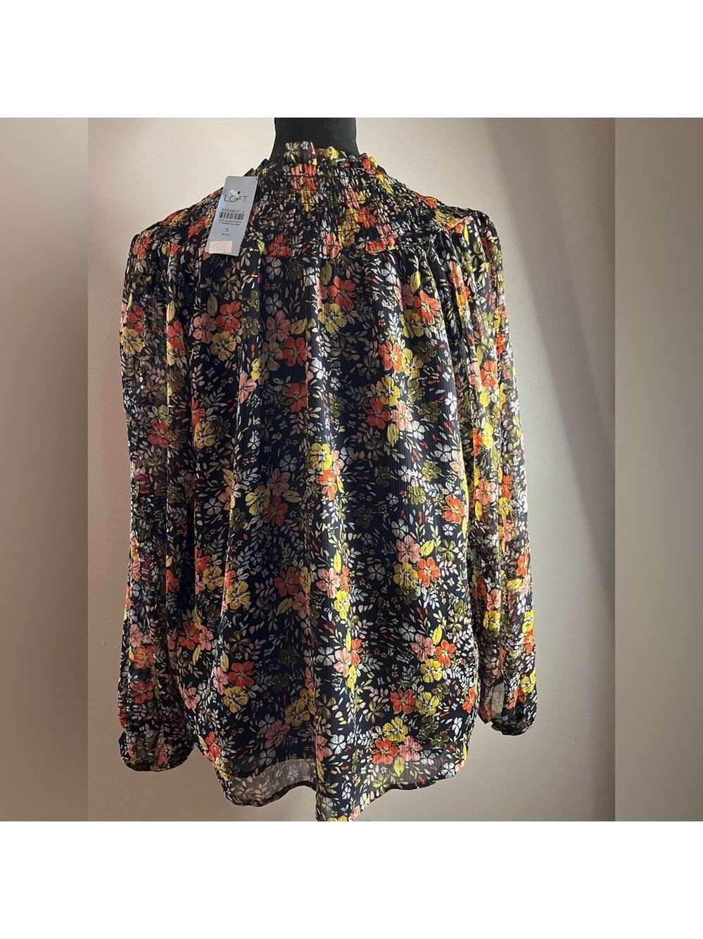Ann Taylor Loft Floral Print Top Chiffon Multicolor Small Petite Coquette $69 - Picture 2 of 5